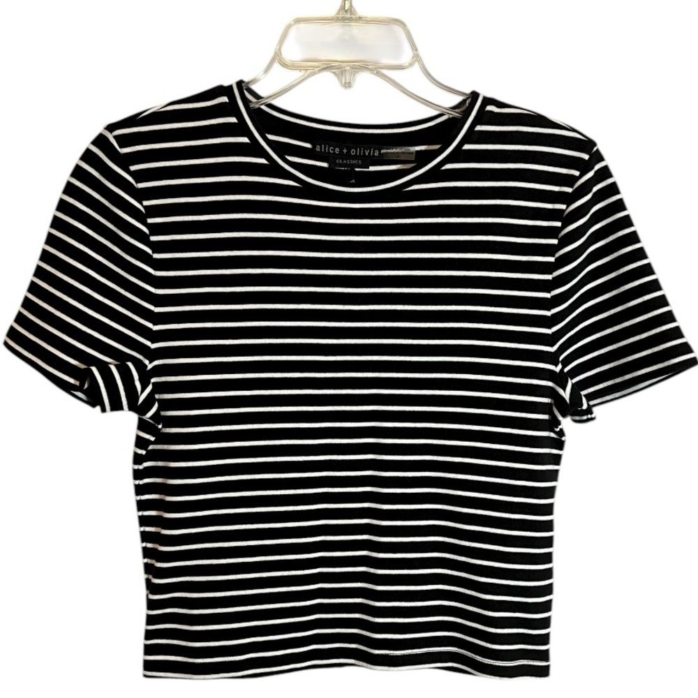 Alice + Olivia Cindy Cropped Tee Size Large